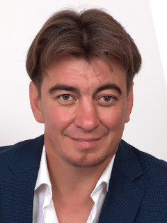 Салахутдинов Роберт Равильевич